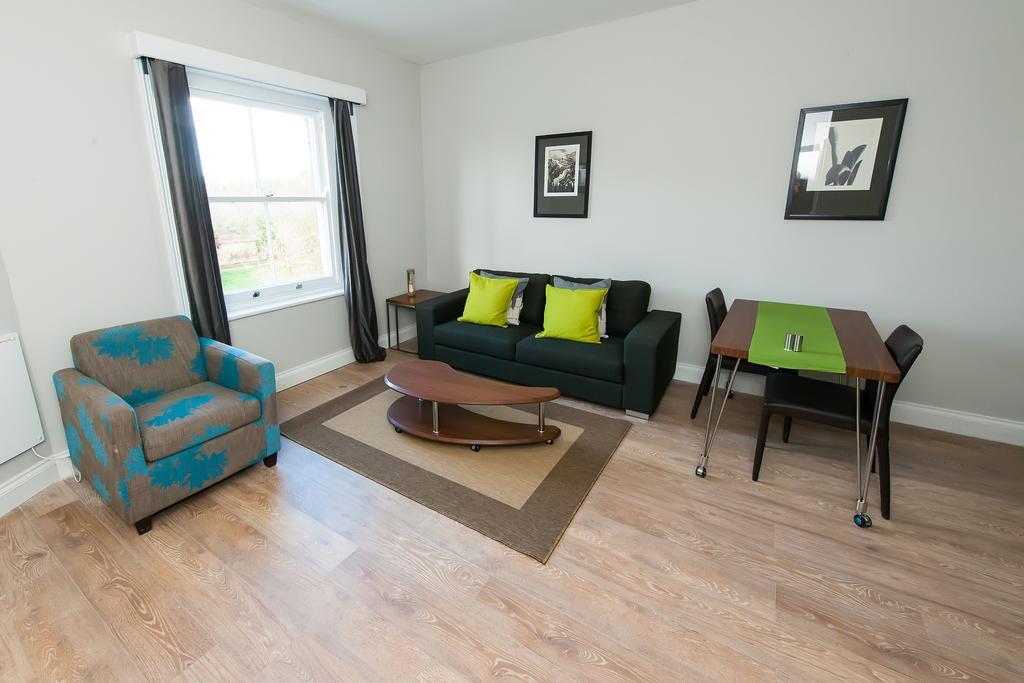 Apartamento Coldeast Mansion Southampton Exterior foto